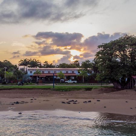 Emoyeni Gardens Hotel Sao Tome Bagian luar foto